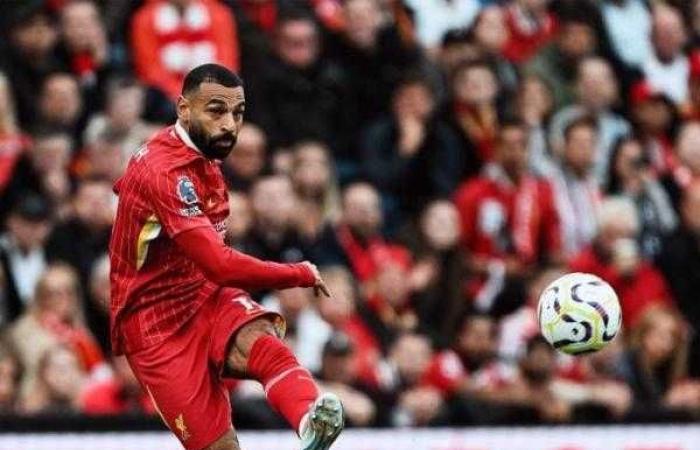 كاراجر: محمد صلاح مهووس مثل كريستيانو رونالدو