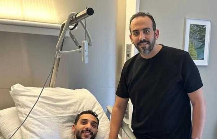 كريم فؤاد لاعب الأهلي يعود من ألمانيا اليوم بعد جراحة صليبي ناجحة