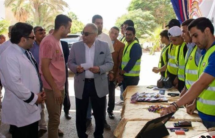 رئيس جامعة طنطا يتفقد أعمال الكشف الطبي في أول أيامه للطلاب الجدد