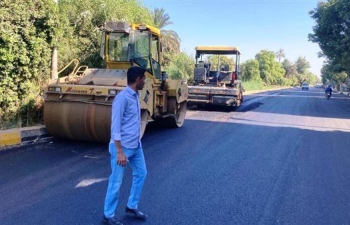 محافظ أسوان: استكمال أعمال الرصف بشوارع إدفو