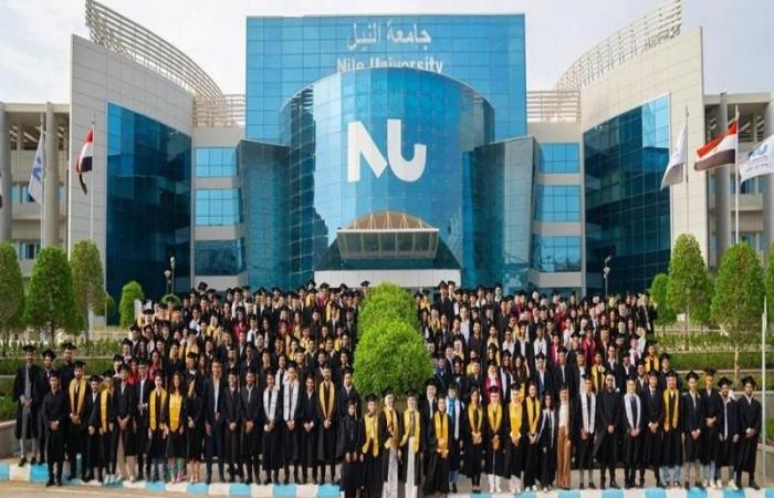 جامعة النيل تحتفل بتخريج الدفعة 4 من طلبة الدكتوراه و15 من طلبة الماجستير