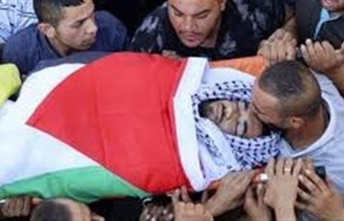 استشهاد فلسطيني وإصابة آخرين في قصف للاحتلال على شقة سكنية بمخيم البريج وسط غزة