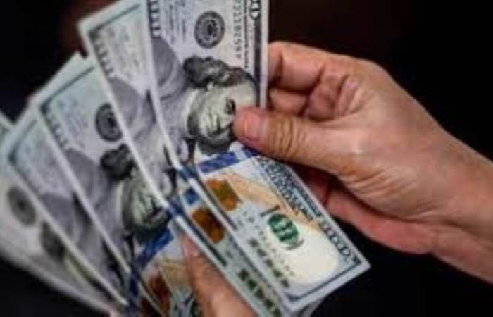 سعر الدولار اليوم الخميس 12-9-2024 بختام التعاملات في البنوك