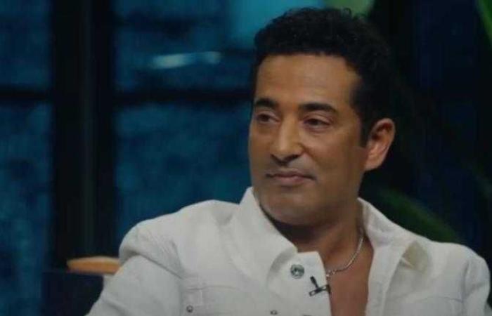 عمرو سعد يتحدث عن والدته لأول مرة: أمي ربت 5 رجالة و4 بنات بشكل ميري