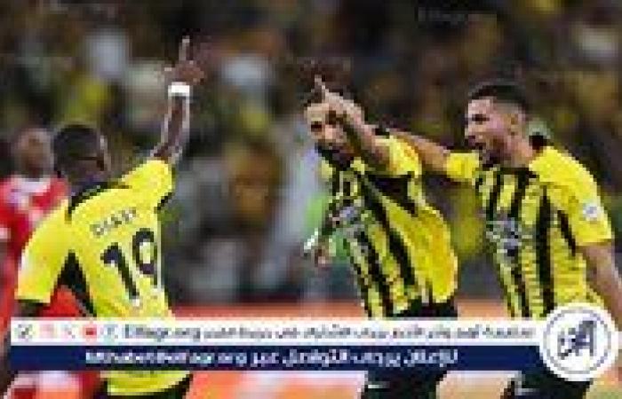 بنزيما يسجل هاتريك والاتحاد يكتسح الوحدة بسبعة أهداف في الدوري السعودي