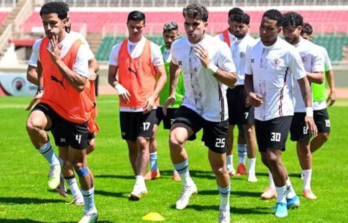 تدريبات بدنيه للاعبى الزمالك بفندق الإقامه