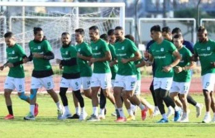 كاف يُحدد طاقم حكام مباراة المصري والهلال الليبي في الكونفدرالية