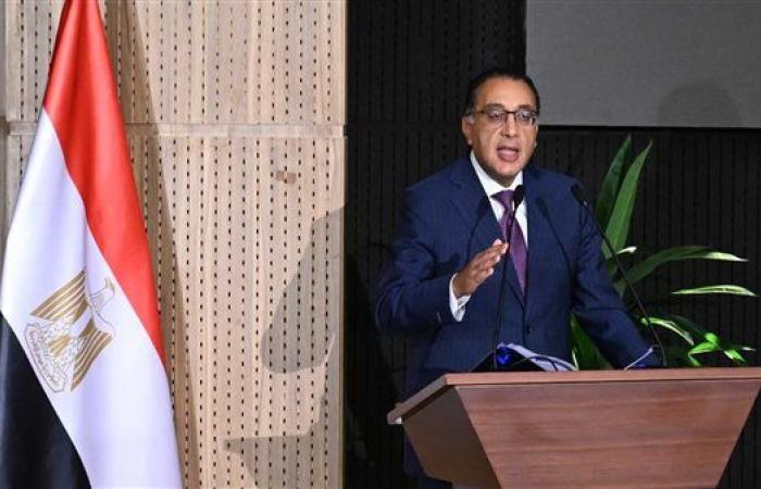 مدبولى: إنشاء 15 مصنع جديد للأدوية.. ويؤكد: لدينا ...