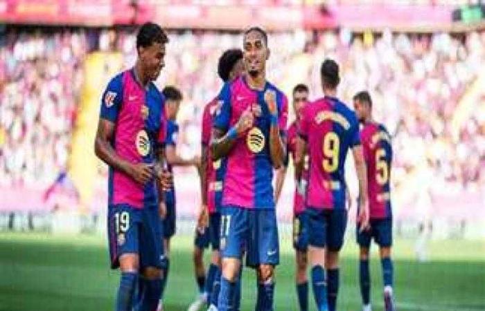 تشكيل برشلونة المتوقع ضد فياريال بالدوري الإسباني.. ثلاثي يقود الهجوم