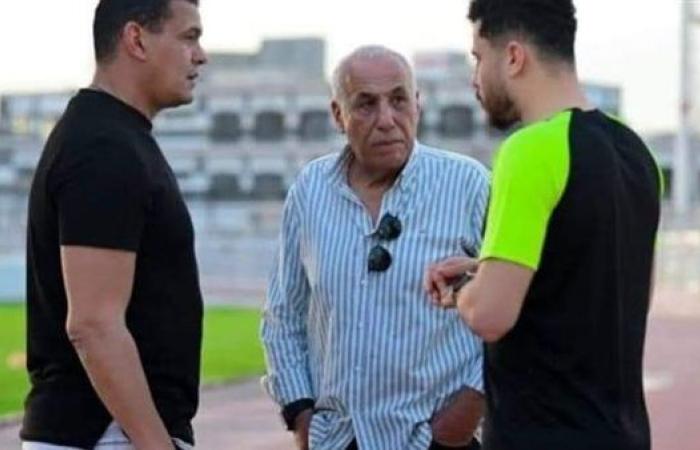 مجلس إدارة الزمالك يحضر تدريبات فريق الكرة استعدادا للسوبر الأفريقي