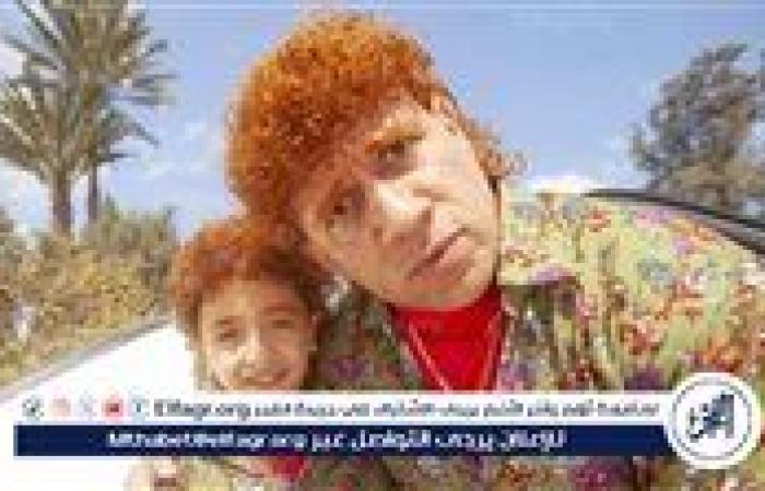 أحمد مكي يستعيد ذكريات مسلسل "الكبير أوي 7" بصورة تجمعه مع الطفل يوسف صلاح