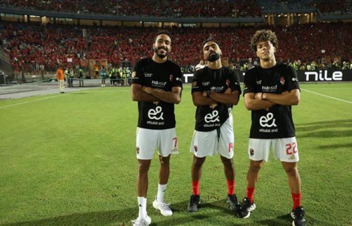 حقيقة قائمة الأهلي المسربة لمباراة كأس السوبر الأفريقي أمام الزمالك