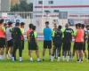 جوميز يعقد جلسه فنيه مع لاعبى الزمالك